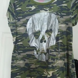 Camo skull shirt